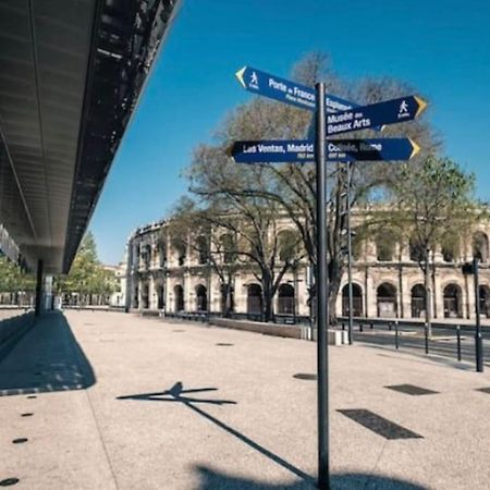 Studio « Le Boheme Chic » Nîmes Exterior foto